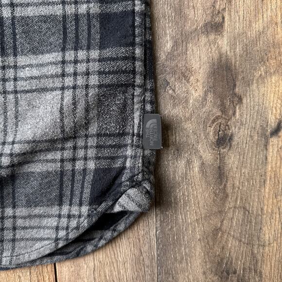 The North Face Arroyo Flannel Shirt Men's Medium‎ Gray Plaid Long Sleeve 6152 - Picture 6 of 14